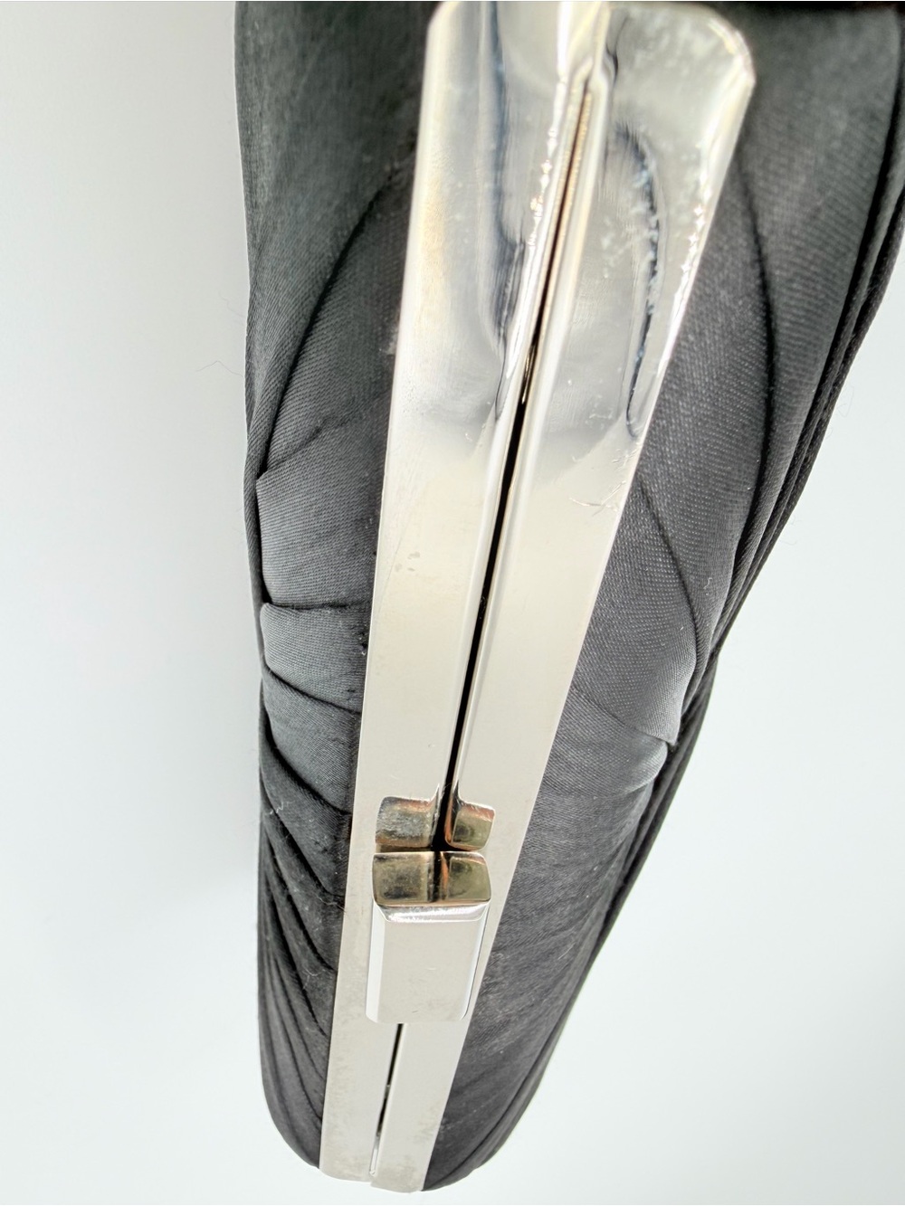 Le Chateau Black Satin Pleated Evening Clutch Chain Shoulder Bag - Picture 13 of 15